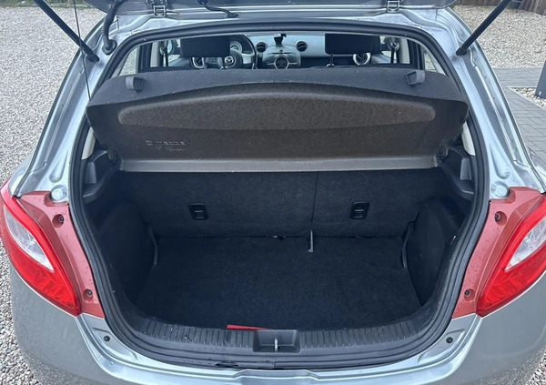 Mazda 2 cena 12900 przebieg: 233000, rok produkcji 2009 z Goleniów małe 497